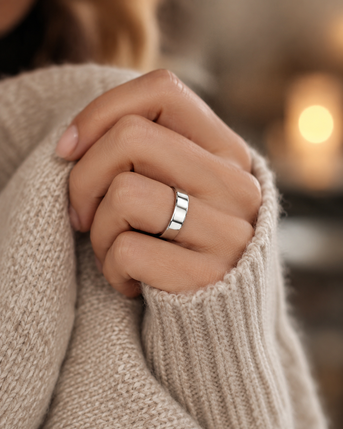 4mm Gray High-Polished Tungsten Wedding Band – Comfort Fit
Modern, timeless, and made for everyday wear, this 4mm gray high-polished tungsten wedding band delivers a bold yet refined look. Its sleek mirror-like finish and smooth comfort-fit interior make it an ideal choice for a wedding band, anniversary gift, promise ring, or meaningful everyday piece.

Crafted from durable tungsten, this ring is designed to handle daily life while maintaining its polished appearance. The classic 4mm width offers a strong, balanced profile that pairs effortlessly with any style—from casual to formal.
