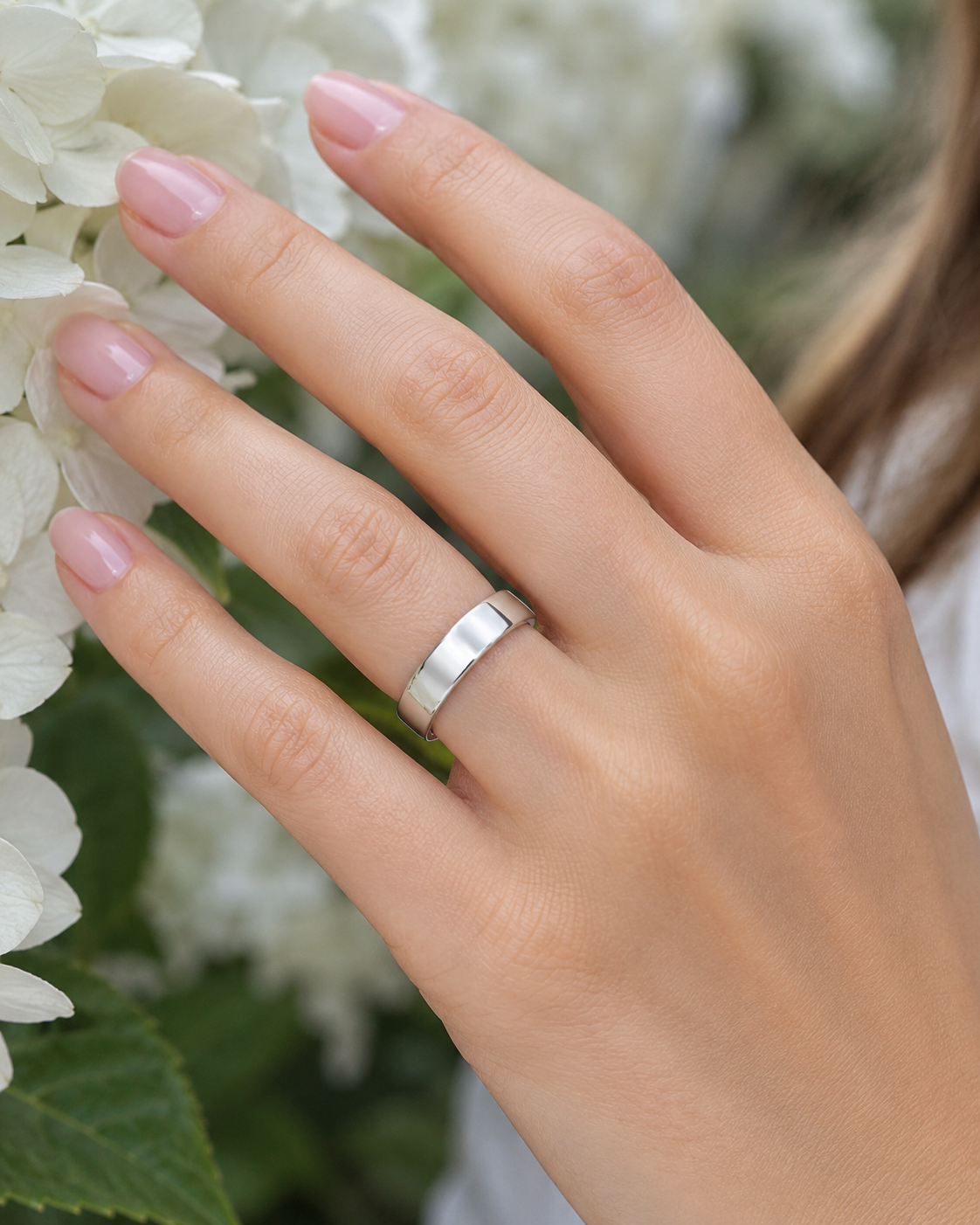 4mm Gray High-Polished Tungsten Wedding Band – Comfort Fit
Modern, timeless, and made for everyday wear, this 4mm gray high-polished tungsten wedding band delivers a bold yet refined look. Its sleek mirror-like finish and smooth comfort-fit interior make it an ideal choice for a wedding band, anniversary gift, promise ring, or meaningful everyday piece.

Crafted from durable tungsten, this ring is designed to handle daily life while maintaining its polished appearance. The classic 4mm width offers a strong, balanced profile that pairs effortlessly with any style—from casual to formal.